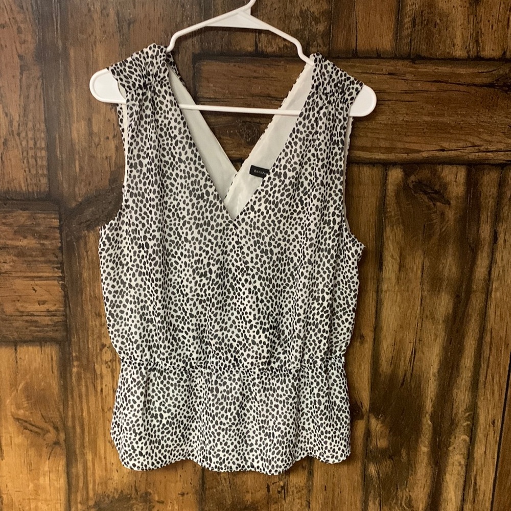 Banana Republic Top Size large
